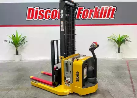 Pallet Stackers 2016  Yale MSW025-F (7)