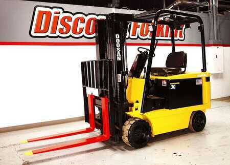 Eléctrica de 4 ruedas 1999  Doosan BC30S-2 (3)