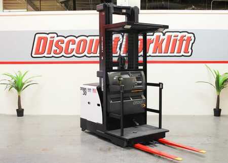 Horizontal order picker 2014  Crown 3500 (4)