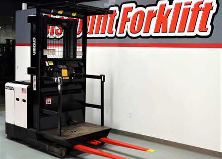Horizontal order picker 2005  Crown SP3420-30 (4)