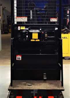 Horizontal order picker 2005  Crown SP3420-30 (7)
