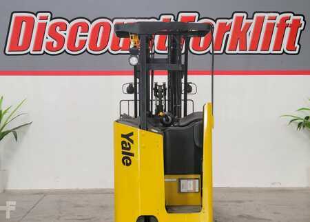 Stackers stand-on 2019  Yale ESC040AD (4)