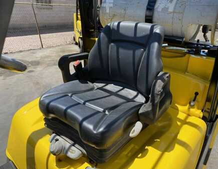 Propane Forklifts 2018  Yale GC080VXBCS (8)