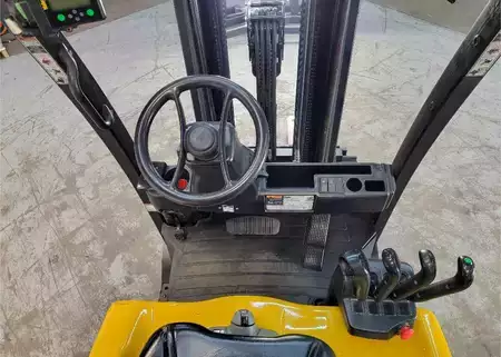 4-Wheel Electric 2019  Yale ERC060VG (9)
