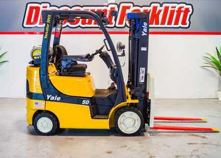 Propane Forklifts 2021  Yale GC050VX (1)