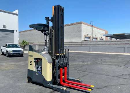 Carretilla pasillo estrecho 2000  Crown RR5020-45 (5)