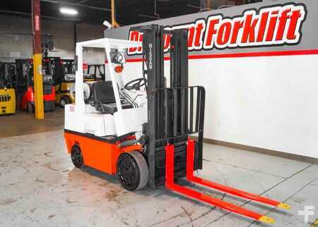 Propane Forklifts 1992  Nissan CPH02A25PV (3)