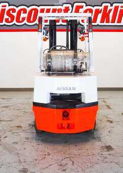Propane Forklifts 1992  Nissan CPH02A25PV (8)