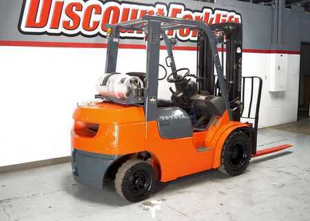 Propane Forklifts 2003  Toyota 7FGU25 (3)