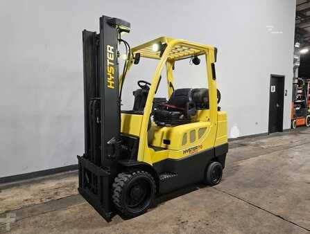 Propane Forklifts 2016  Hyster S70FT (3)