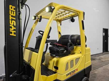 Propane Forklifts 2016  Hyster S70FT (7)