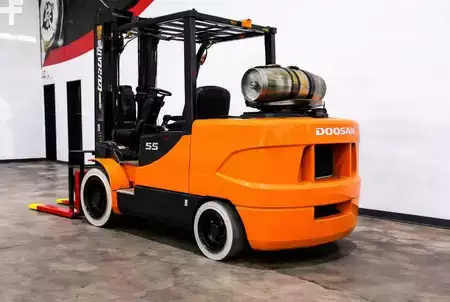 Propane Forklifts 2014  Doosan GC55C-5 (6)