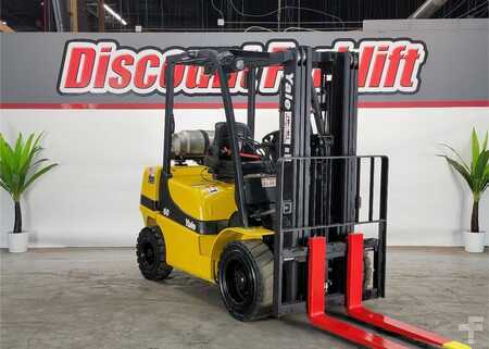 Carretilla elevadora GLP 2021  Yale GP060MX (5)