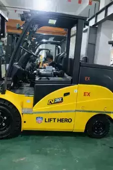 4-Wheel Electric 2025  Lift Hero CPDB(D)30AC (4)