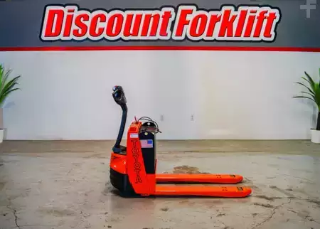 Electric Pallet Jacks 2020  Toyota 8HBW23 (1)