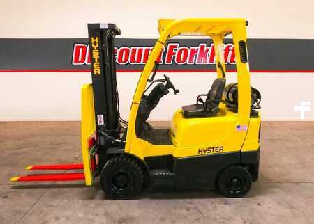 Propane Forklifts 2011  Hyster H40FT (2)