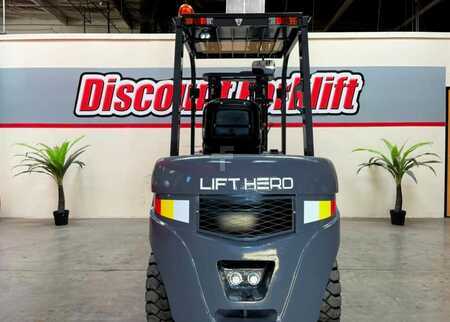 Montacargas Eléctrico (4 ruedas) - Lift Hero CPD30 (4)