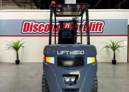 Montacargas Eléctrico (4 ruedas) - Lift Hero CPD30 (4)