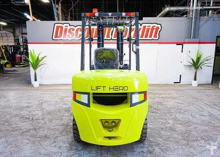 4-Wheel Electric - Lift Hero CPD38 (8)