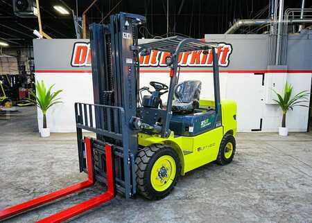 4-Wheel Electric - Lift Hero CPD38 (4)