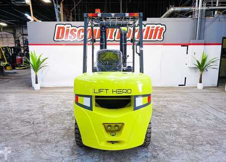 4-Wheel Electric - Lift Hero CPD38 (8)