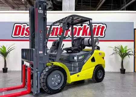 Propane Forklifts 2026  Lift Hero LG35GLT (6)