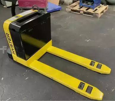 Patín Eléctrico 2001  Hyster W40XT (2)