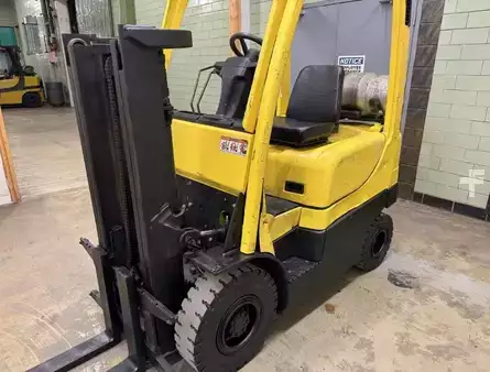 Propane Forklifts 2017  Hyster H30FT (4)