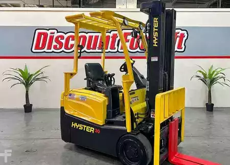 Montacargas Eléctrico (3 ruedas) 2020  Hyster J30XNT (5)