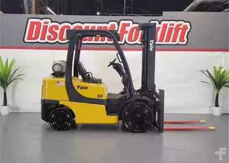 Propane Forklifts 2016  Yale GP060VX (1)