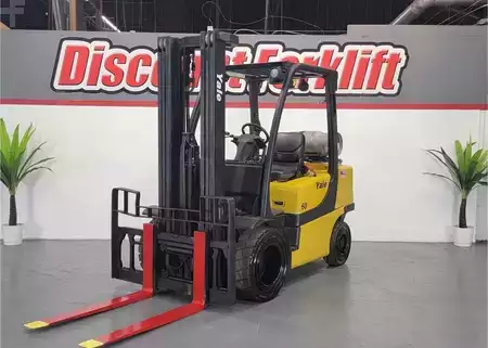 Propane Forklifts 2016  Yale GP060VX (6)