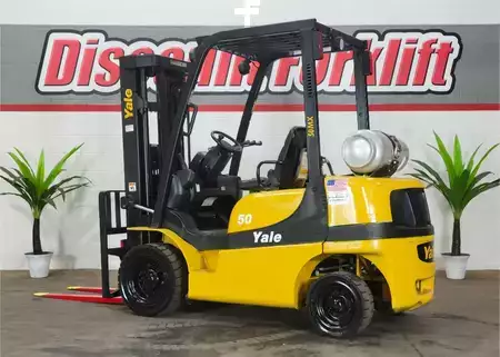 Propane Forklifts 2017  Yale GP050MX (8)