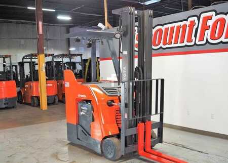 Apilador Hombre a Bordo 2018  Toyota 8BNCU15 (4)