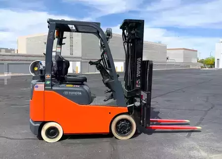 Propane Forklifts 2020  Toyota 8FGCU18 (1)