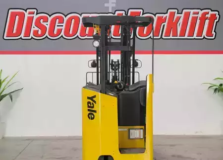 Stand-Up Rider Forklift 2022  Yale ESC030AD (4)