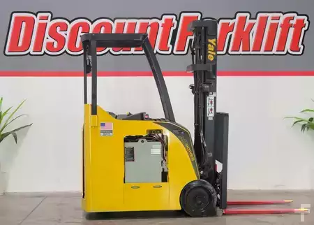 Stand-Up Rider Forklift 2022  Yale ESC030AD (1)