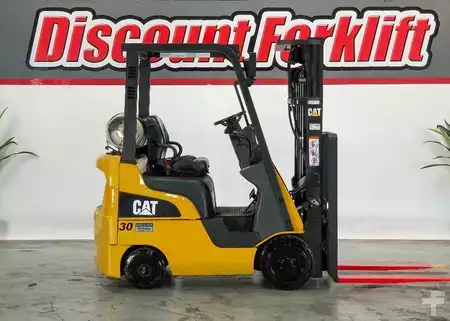 Montacargas GLP 2019  CAT Lift Trucks 2C3000 (1)
