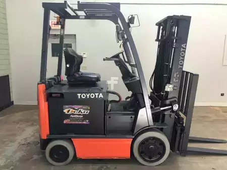 4-Wheel Electric 2022  Toyota 8FBCU32 (1)