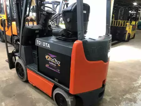 4-Wheel Electric 2022  Toyota 8FBCU32 (9)