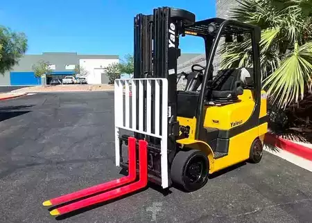 Propane Forklifts 2020  Yale GC060VX (4)