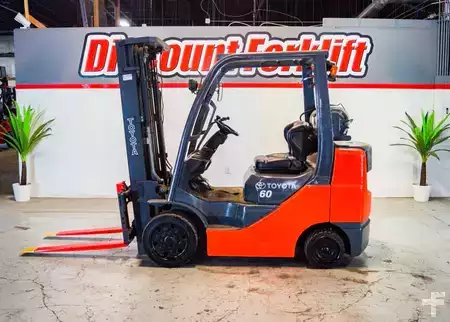Propane Forklifts 2011  Toyota 8FGCU30 (2)