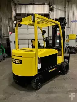 Montacargas Eléctrico (4 ruedas) 2016  Hyster E120XN (5)