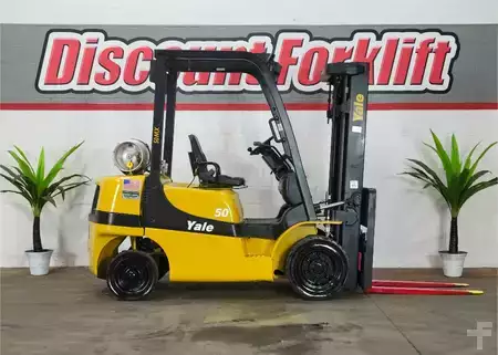 Propane Forklifts 2021  Yale GP050MX (1)