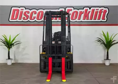 Propane Forklifts 2021  Yale GP050MX (3)