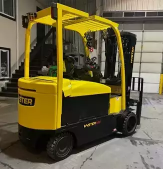4-Wheel Electric 2021  Hyster E100XN (5)