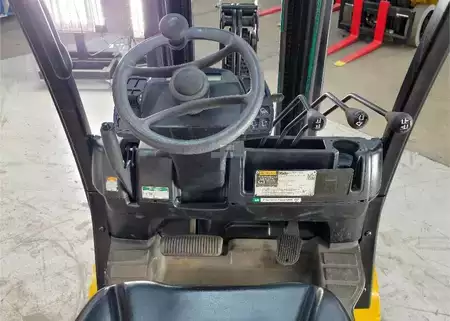 Montacargas GLP 2020  Yale GC050LX2 (9)