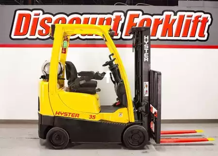 Propane Forklifts 2019  Hyster S30FT (1)