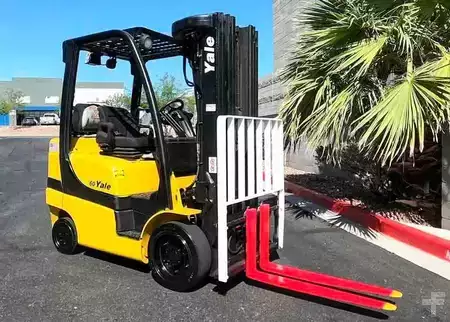 Propane Forklifts 2018  Yale GC060VX (3)