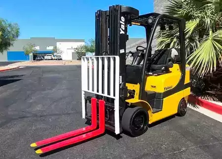 Propane Forklifts 2020  Yale GC060VX (4)