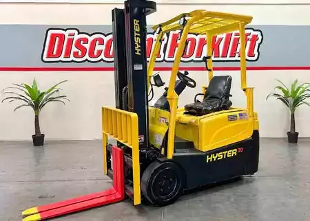 Montacargas Eléctrico (3 ruedas) 2020  Hyster J30XNT (6)